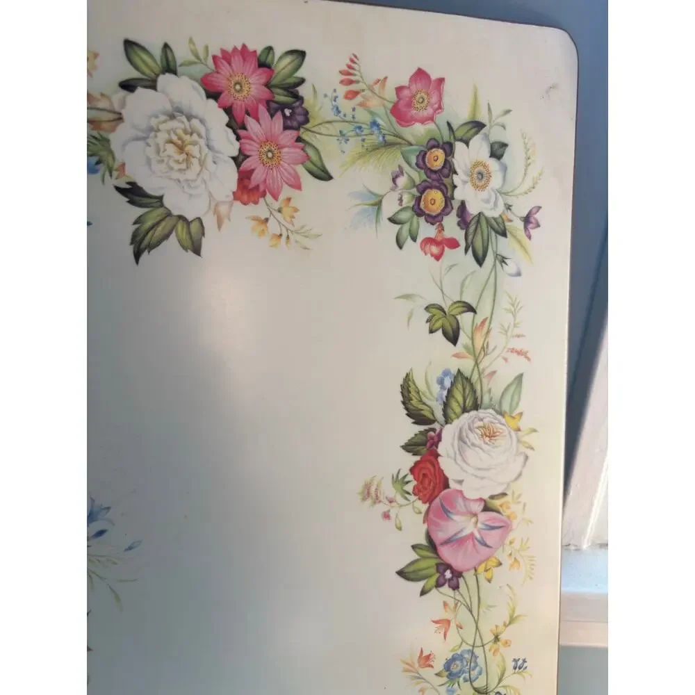 Floral English cutting board